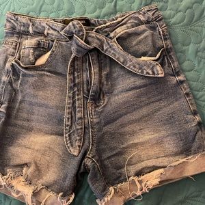 Black label girls shorts